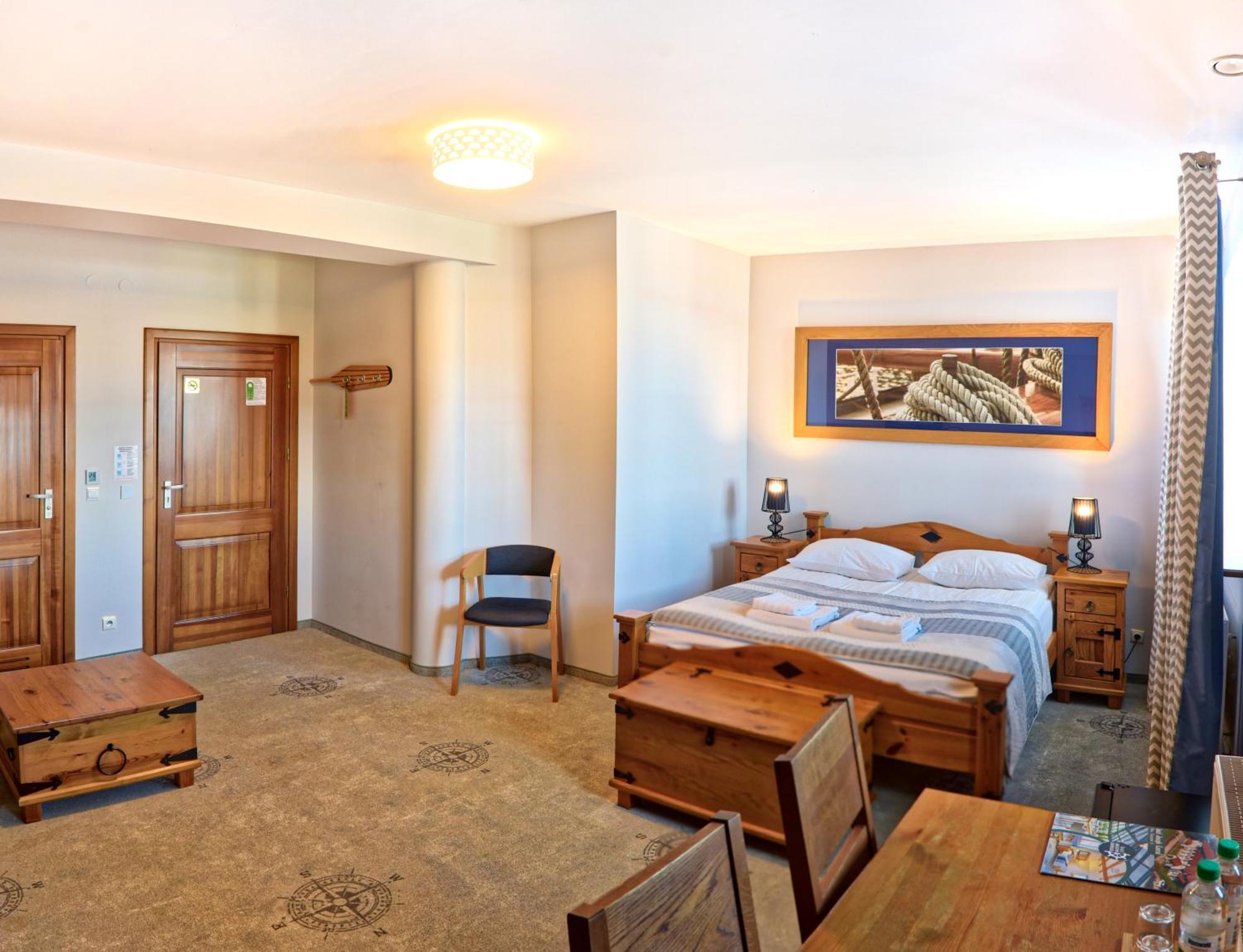 Hotel Joseph Conrad Spa & Wellness Pisz Eksteriør bilde
